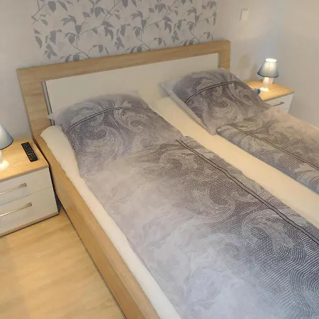 Appartement G10-002 *